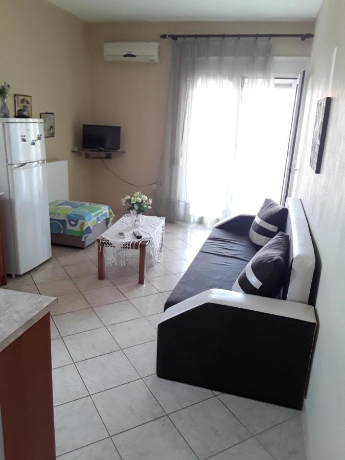 Eudoxia House2 Daire Ofrínion Dış mekan fotoğraf